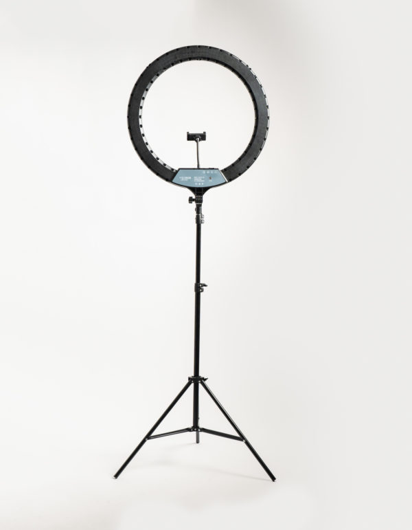 Barbering Store - Ring light