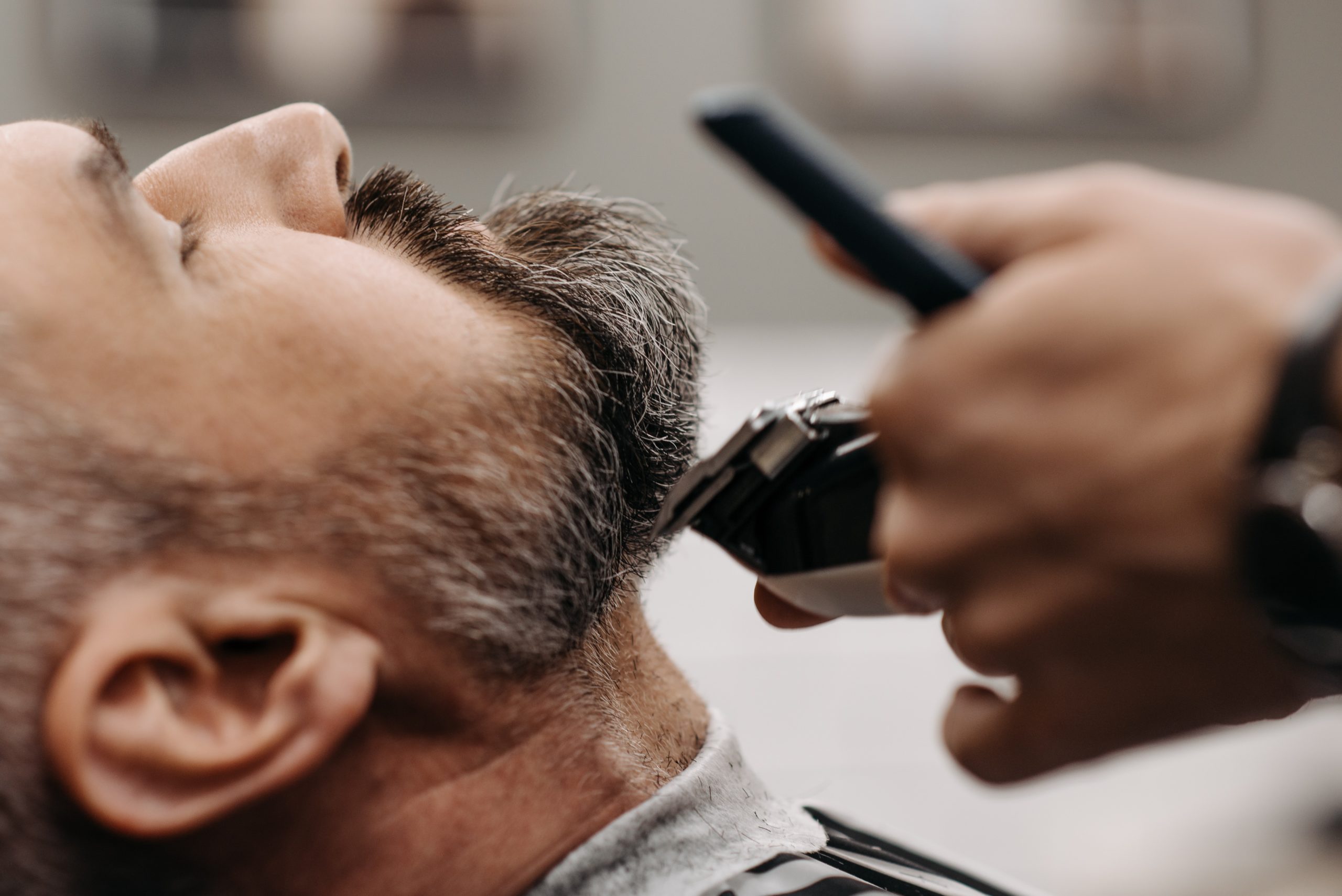 Comment choisir la bonne tondeuse à cheveux professionnelle ?